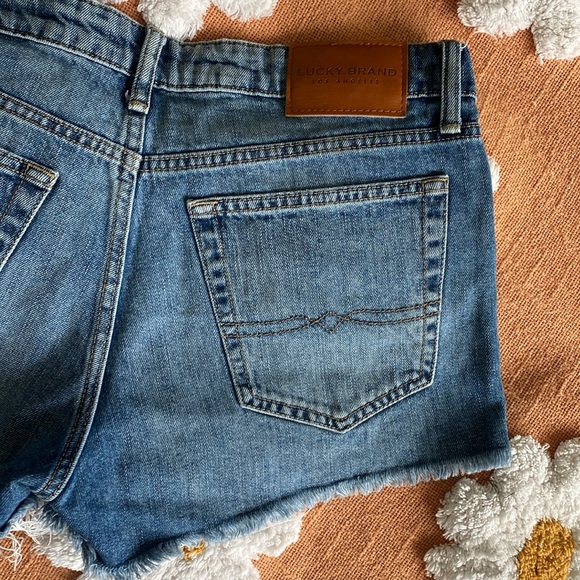 🌼 Lucky Brand shorts - Picture 11 of 13